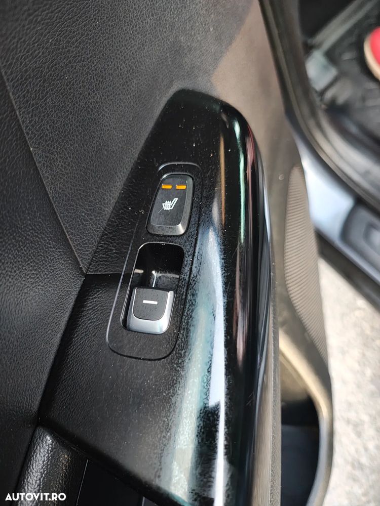 Kia Sportage 1.7 DSL MT 4x2 PREMIUM - 18