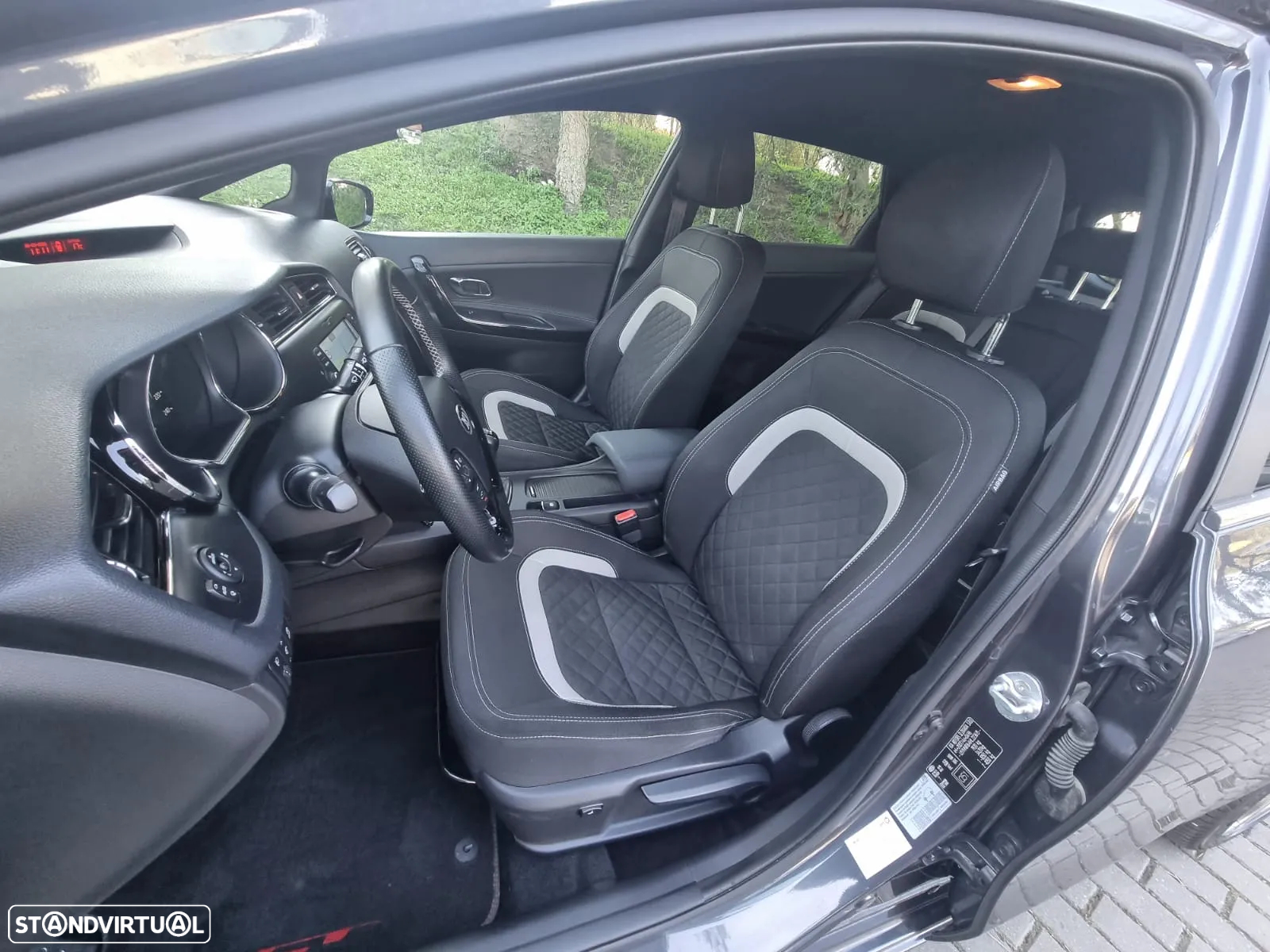 Kia Ceed SW 1.6 CRDi GT Line - 12