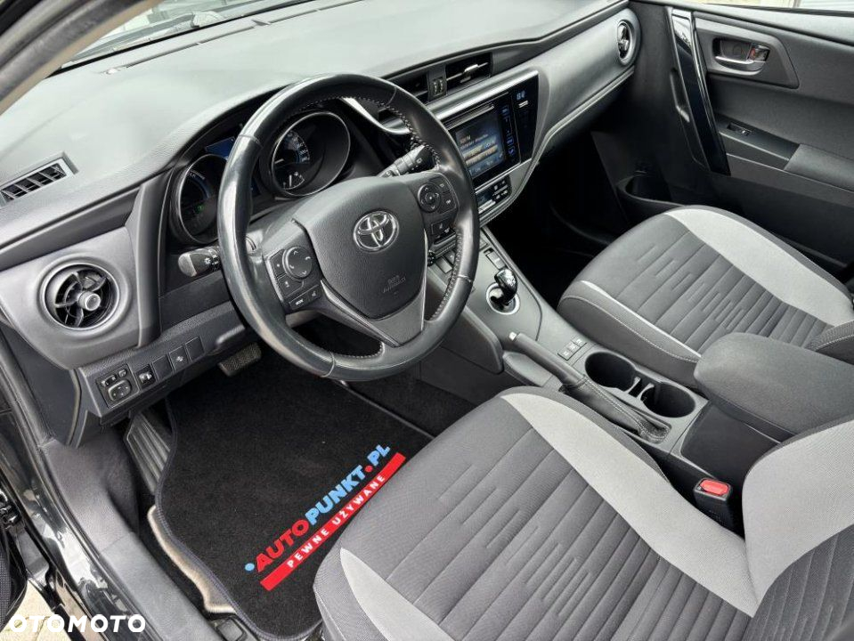 Toyota Auris - 9
