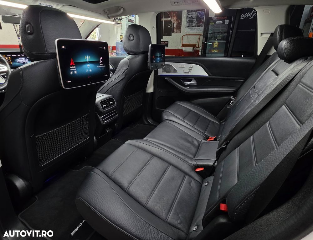Mercedes-Benz GLS - 34