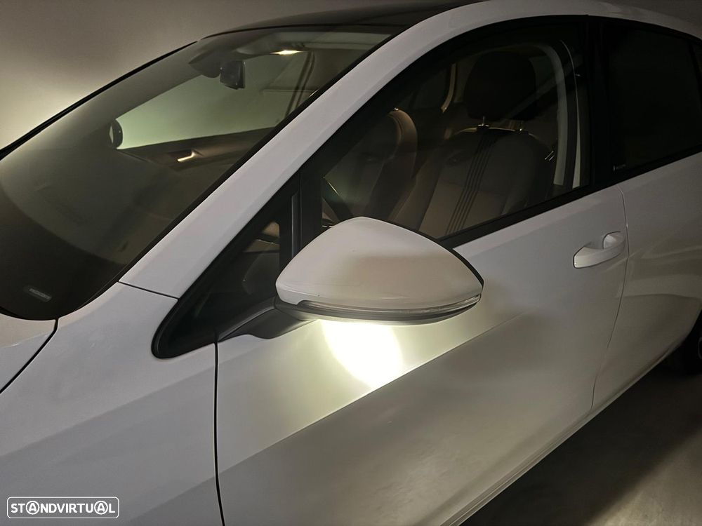 VW Golf 1.6 TDI BlueMotion DSG Allstar - 17