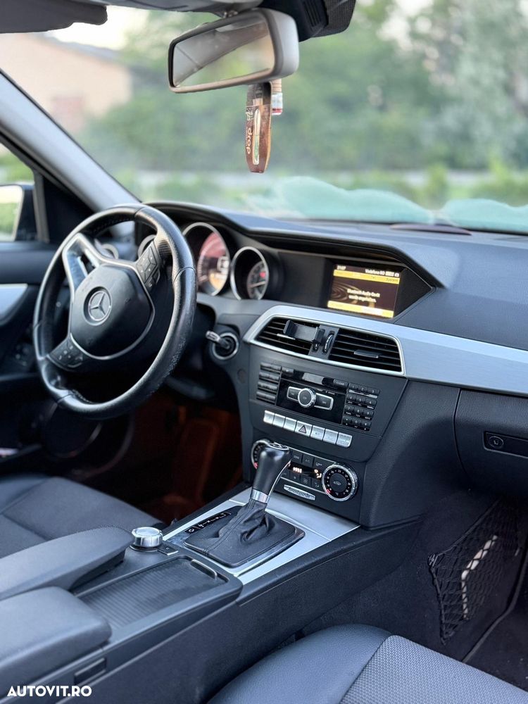 Mercedes-Benz C 180 CGI Automatik BlueEFFICIENCY Avantgarde - 6