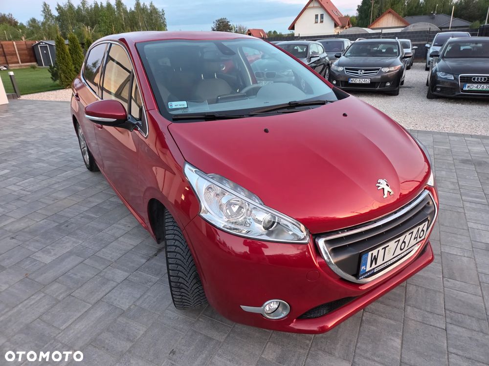 Peugeot 208 - 4