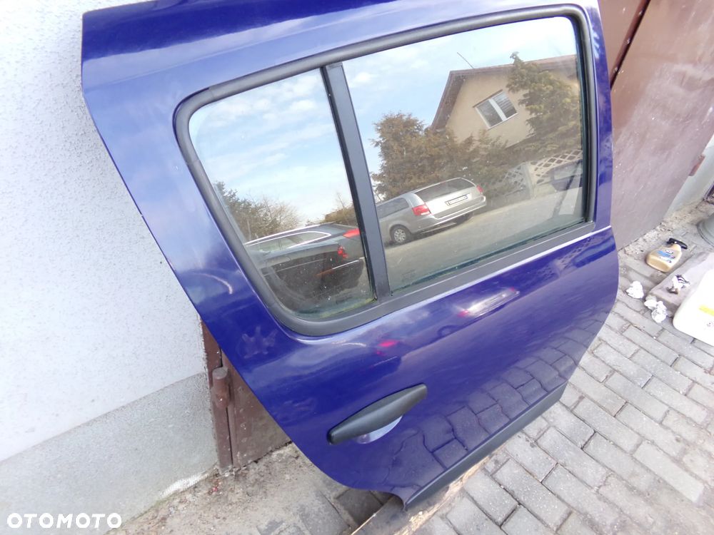 Drzwi prawy tył Dacia Sandero I