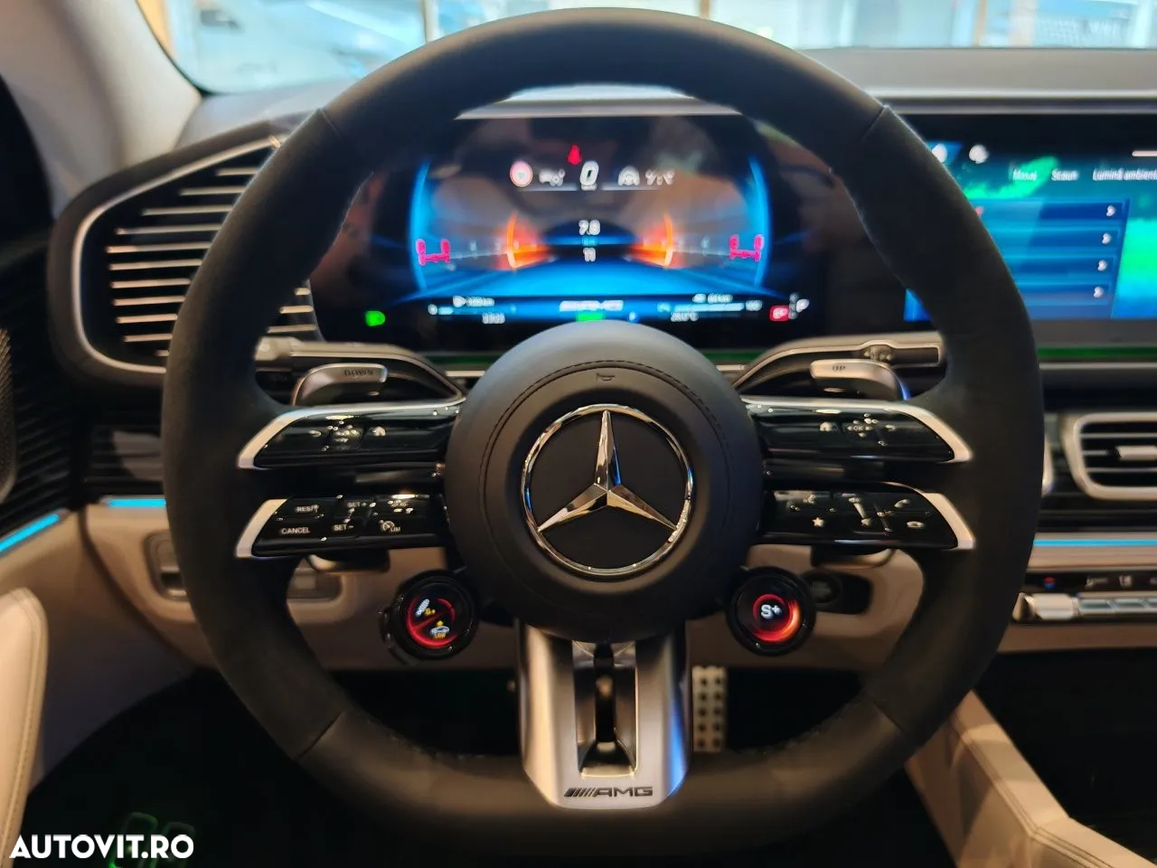 Mercedes-Benz GLE Coupe AMG 53 PHEV - 28