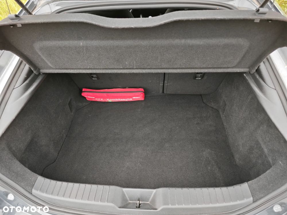 Mazda 3 e-SKYACTIV-G 2.0 M HYBRID 150 HOMURA - 33