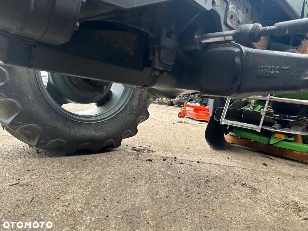 Valtra 8150 8150-4 - cała na części - 18