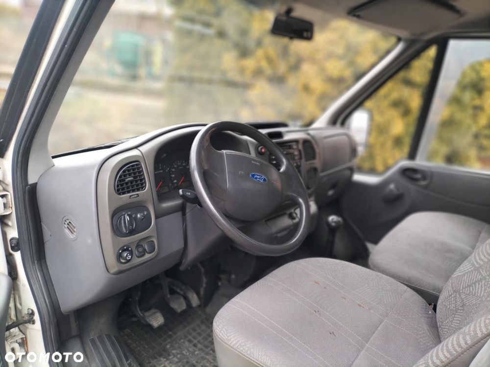 Ford Transit - 5