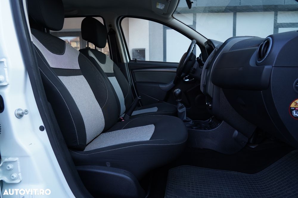 Dacia Duster SCe 115 4x4 Prestige - 14