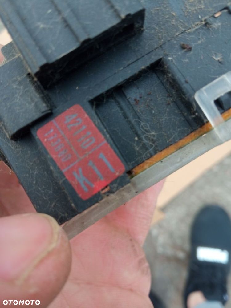 Przełącznik wycieraczek Toyota RAV4 II K11 - 4