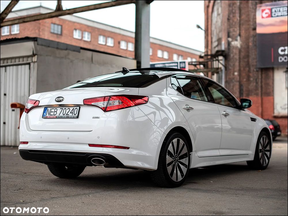 Kia Optima - 8