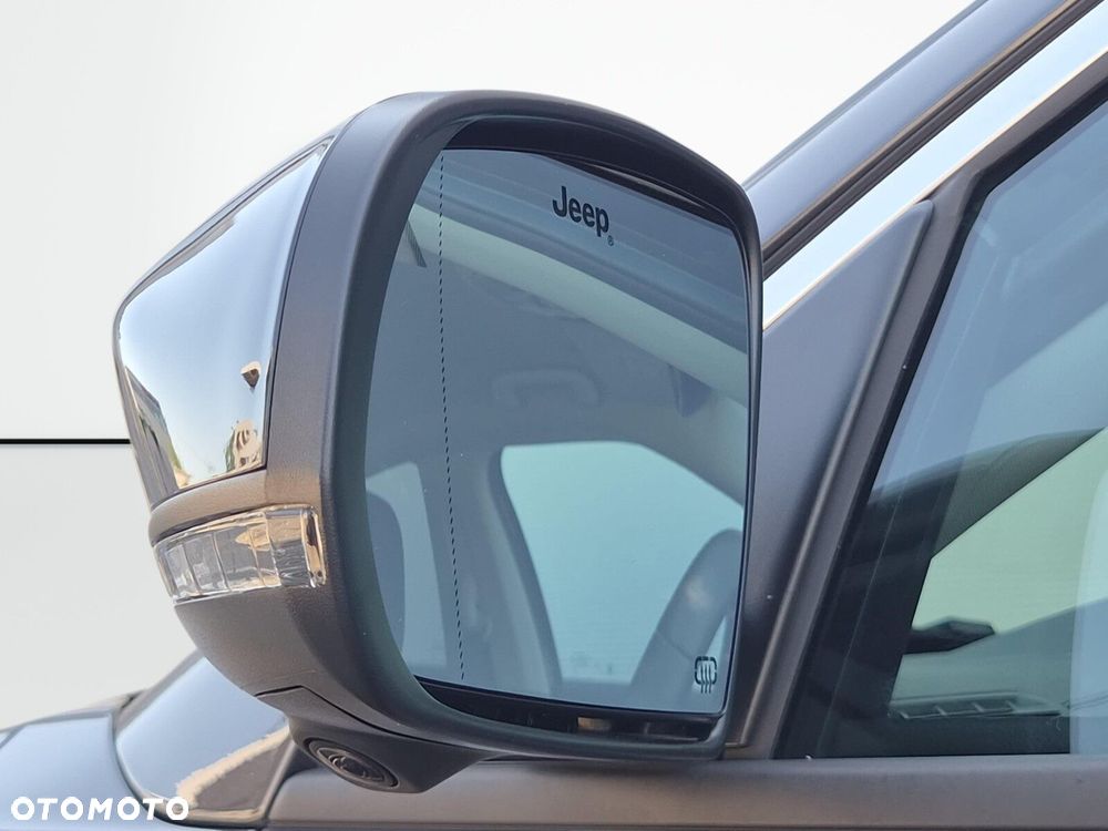 Jeep Compass - 31