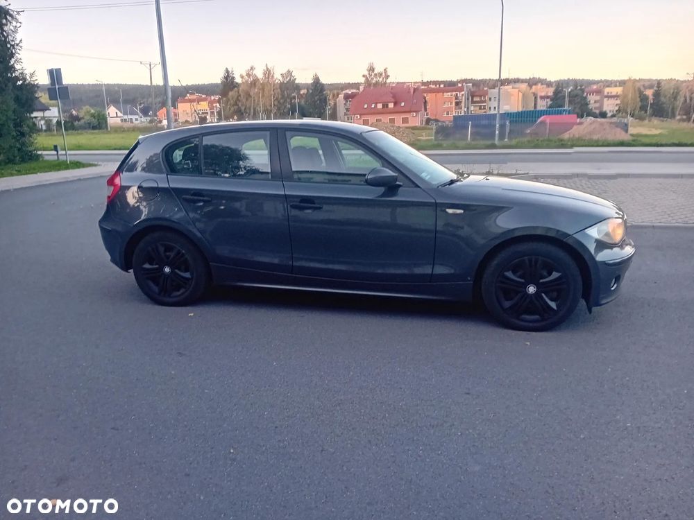 BMW Seria 1 116i - 8
