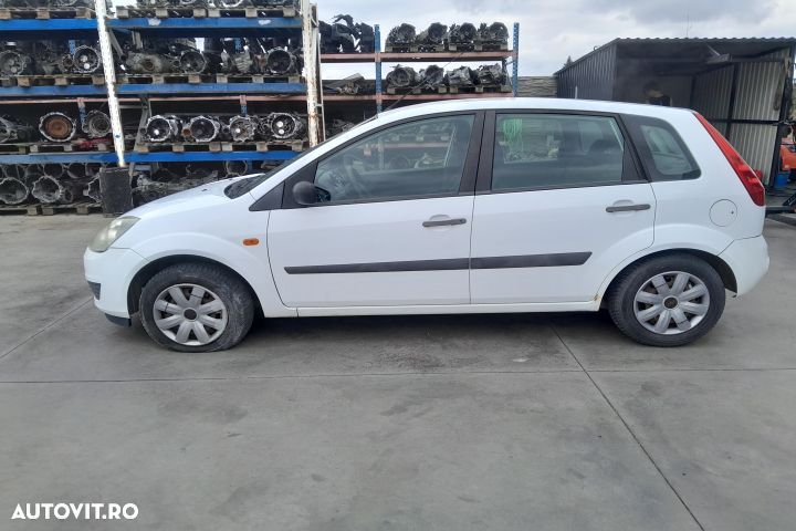 Punte spate Ford Fiesta 5 [2001 - 2007] Hatchback 5-usi 1.3 MT (60 hp - 8