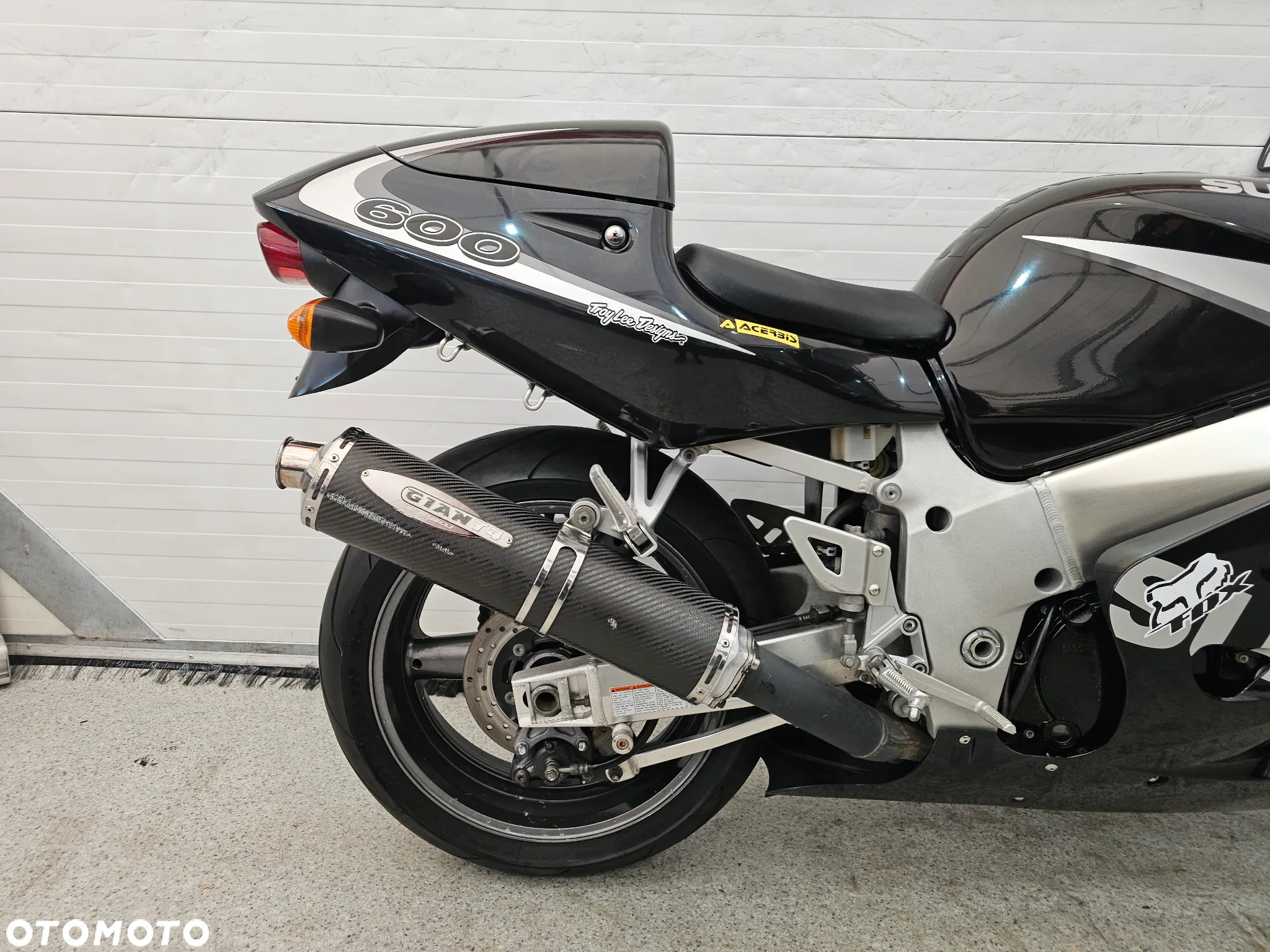 Suzuki GSX - 10