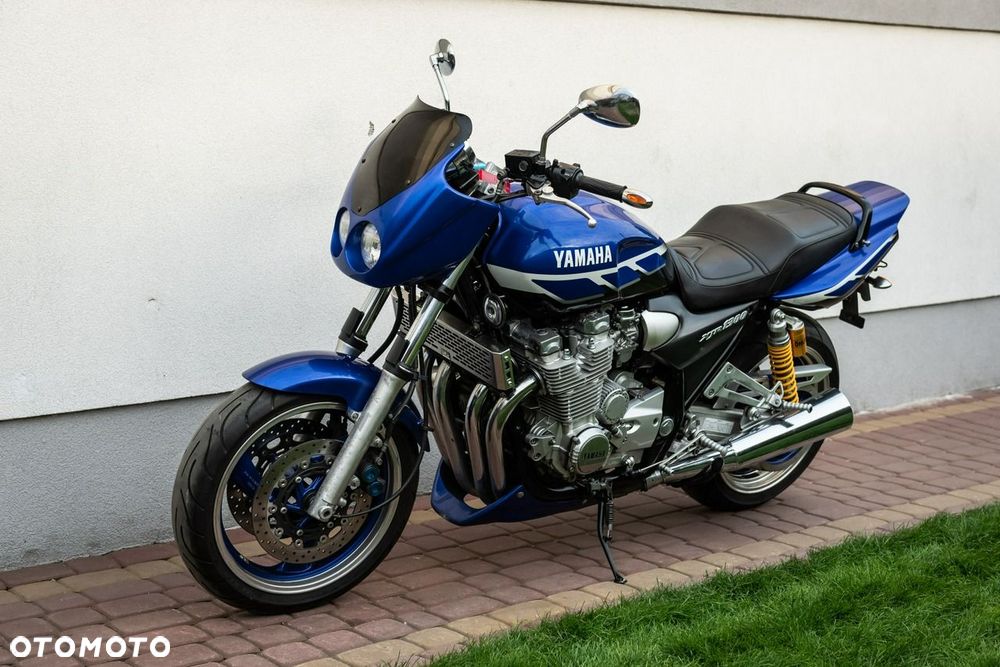Yamaha XJR - 7