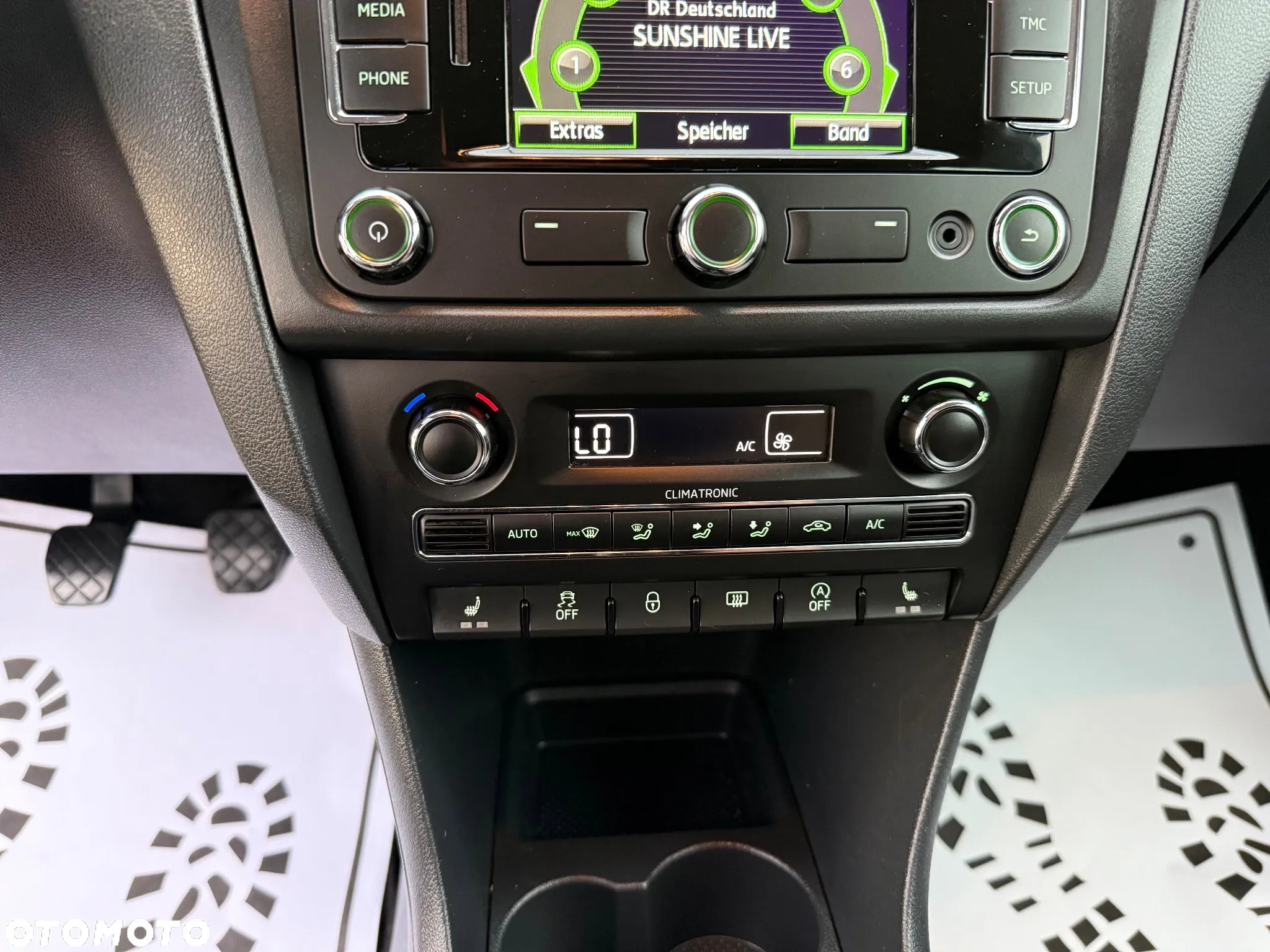 Skoda RAPID 1.6 TDI Ambition - 28