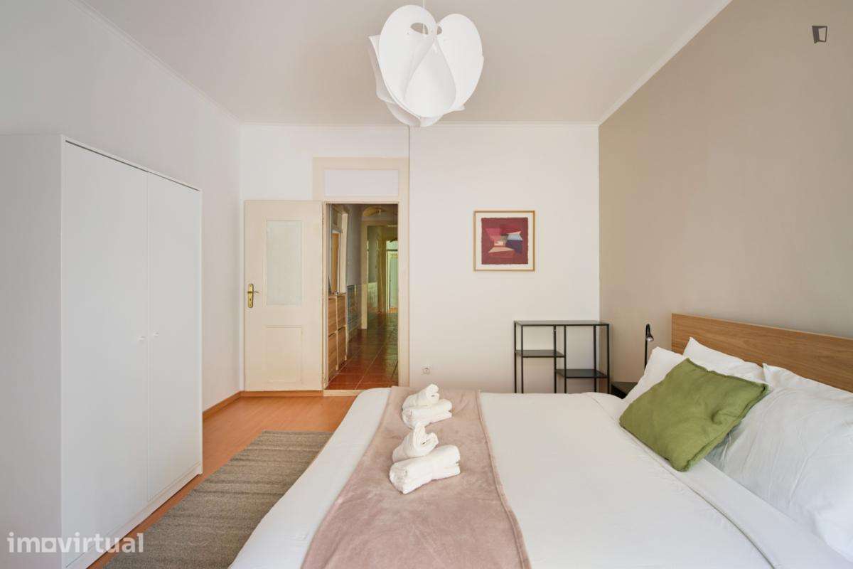 Quarto - localizado em São Bento Lisbon - Grande imagem: 3/40