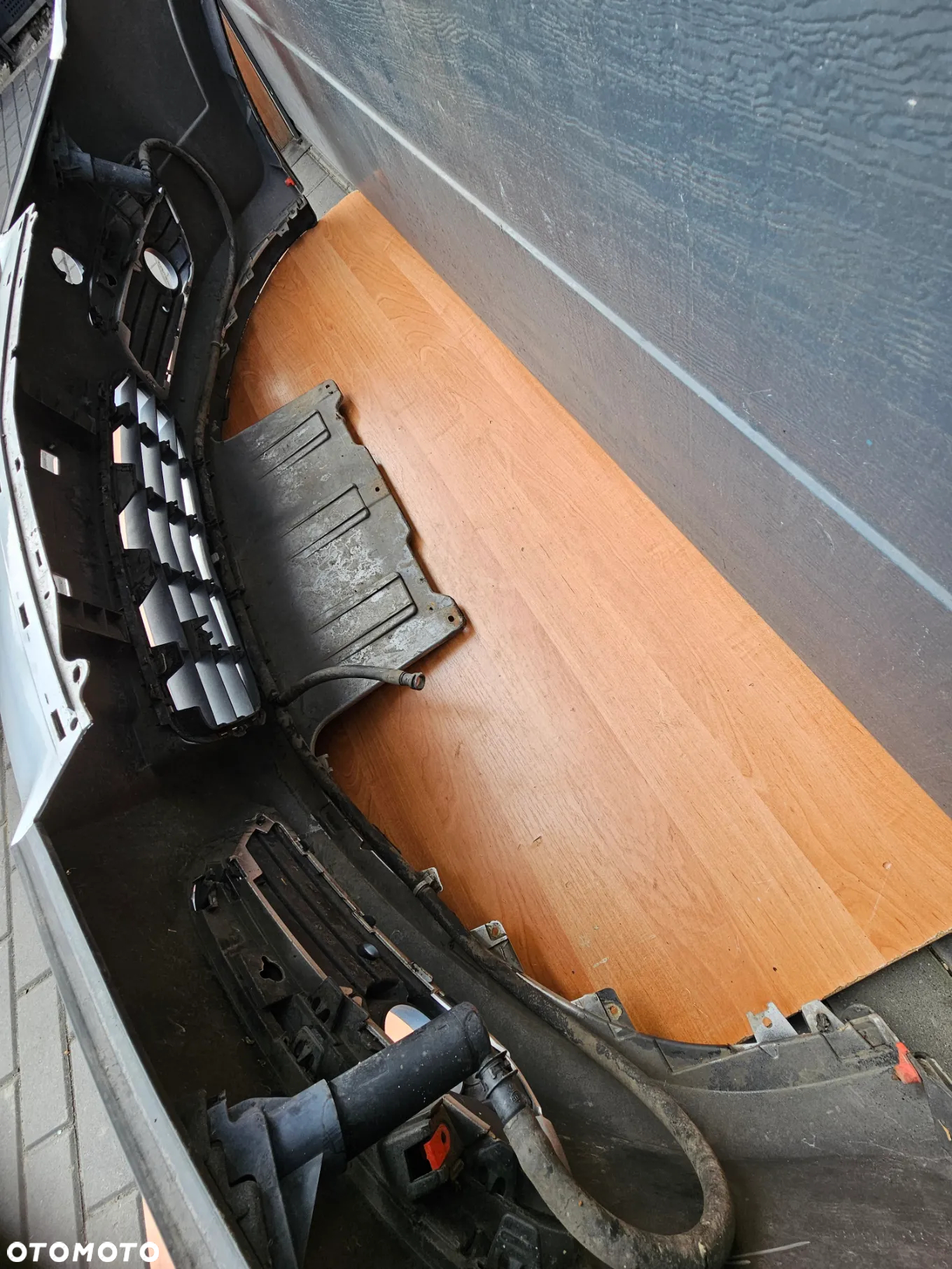 ZDERZAK PRZÓD PRZEDNI OPEL ASTRA H PRZED LIFT Z157 SPRYSKI HALOGENY - 17