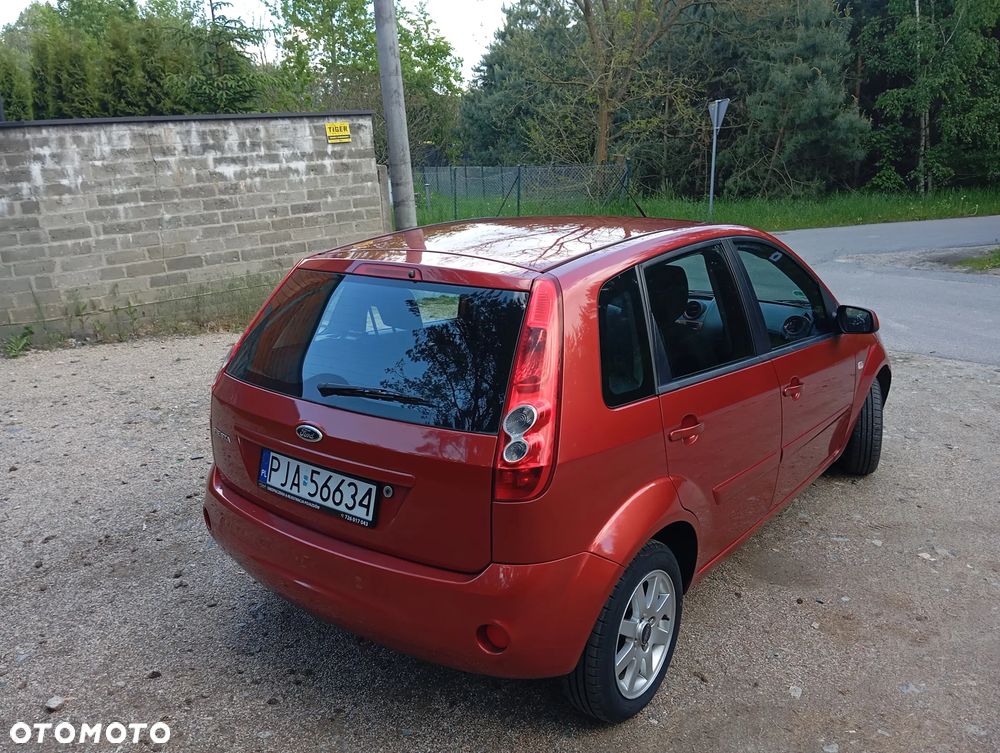 Ford Fiesta - 7