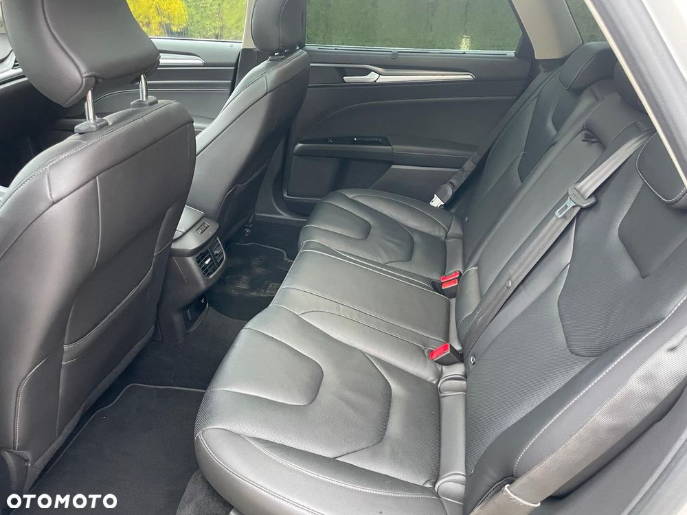 Ford Mondeo 2.0 TDCi Titanium - 9