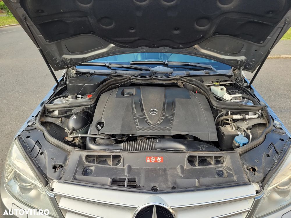 Mercedes-Benz C 220 CDI - 19
