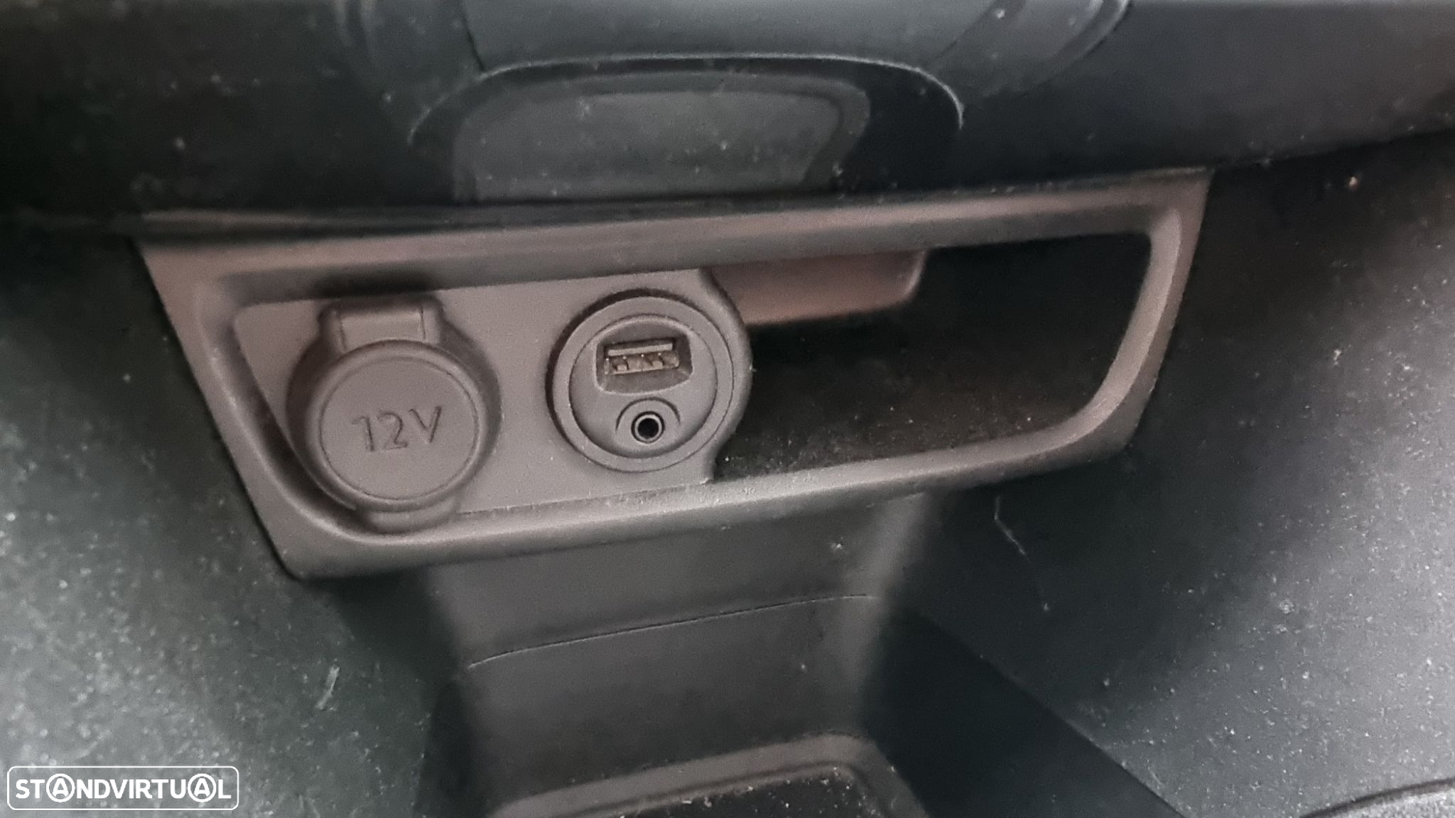 Peugeot 208 1.6 e-HDi Active - 10