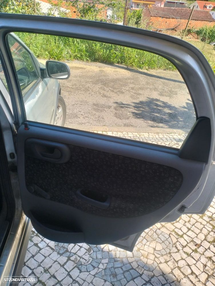 Opel Corsa 1.7 DTi 16V Elegance - 49