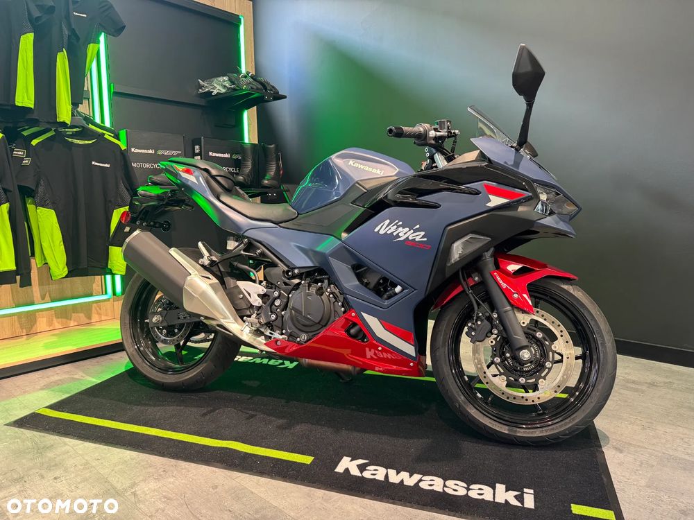Kawasaki Ninja 500 - 3