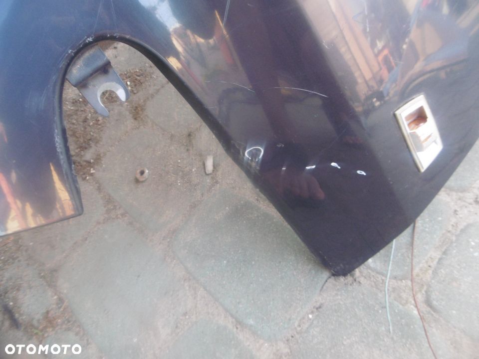 Błotnik prawy OPEL ZAFIRA B Z168 BEZ RDZY - 9