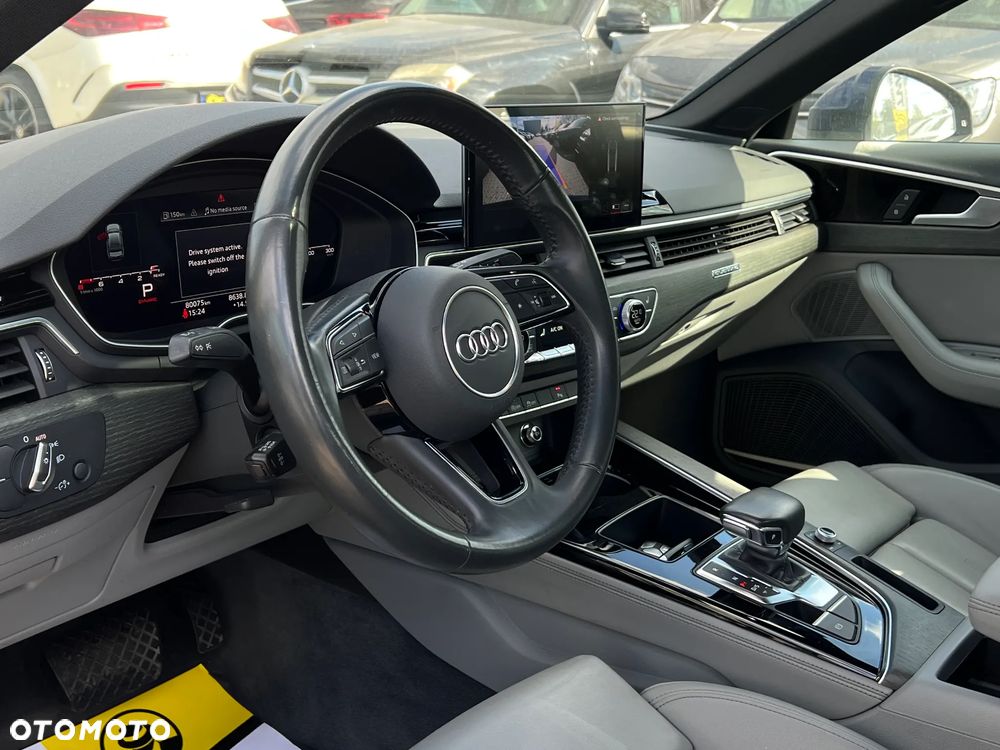 Audi A4 Limousine - 13