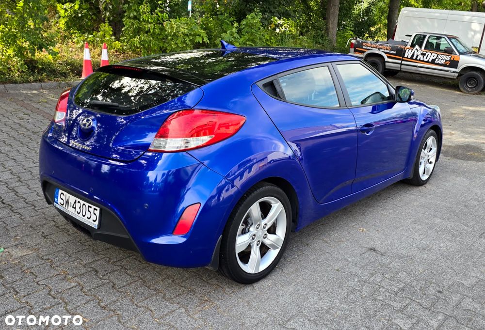 Hyundai Veloster 1.6 GDI Premium - 7