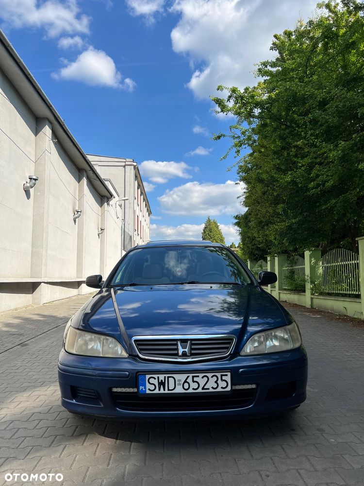 Honda Accord - 1