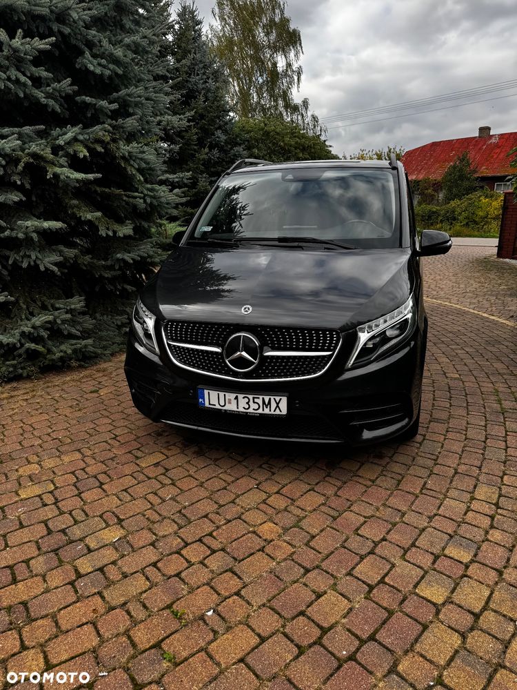 Mercedes-Benz Klasa V - 2