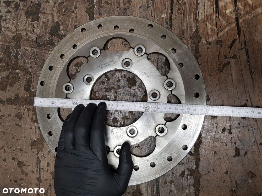 Tarcza hamulcowa tył Harley Davidson V-Rod Muscle  48952-09 - 7