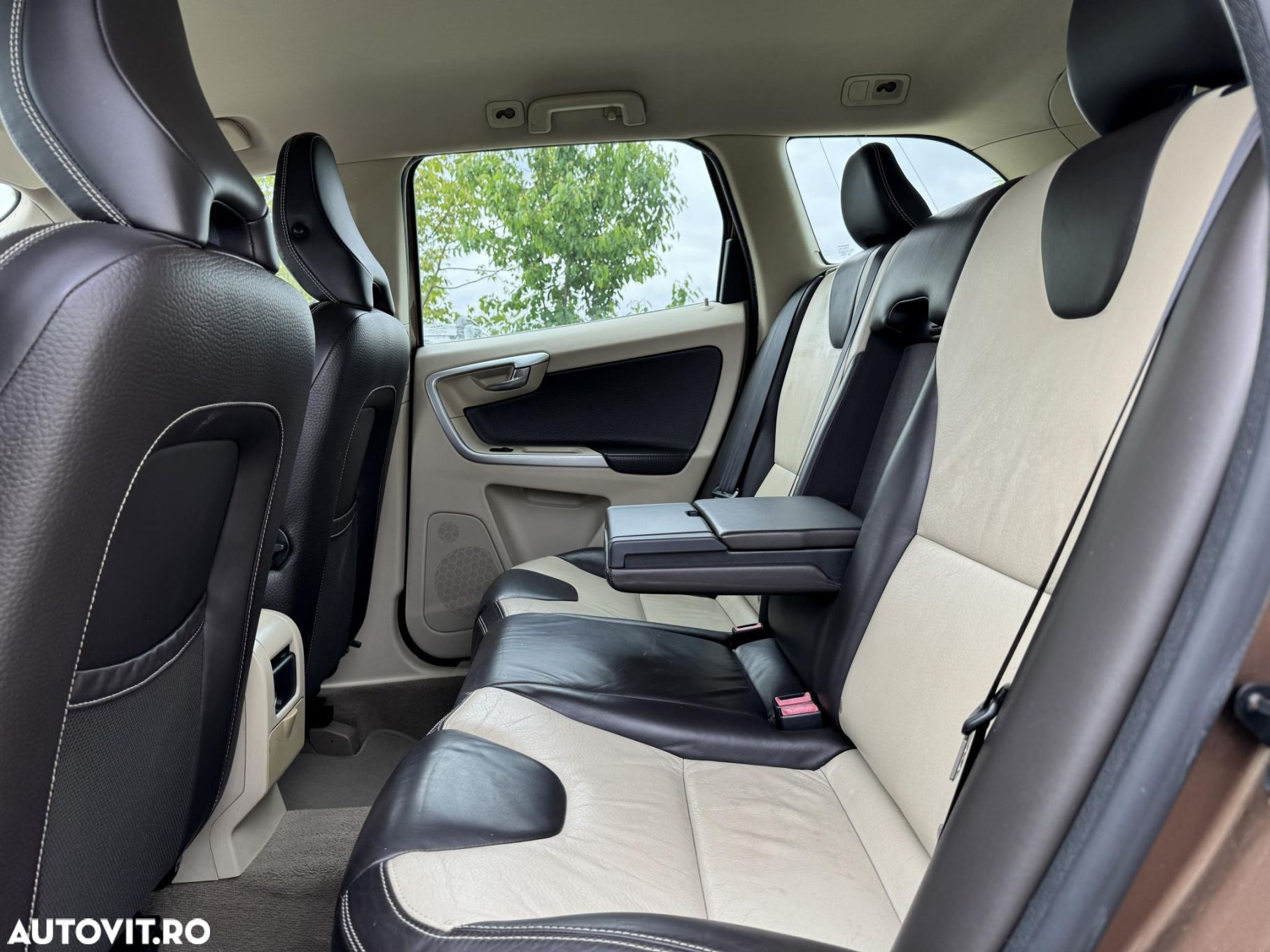 Volvo XC 60 - 11