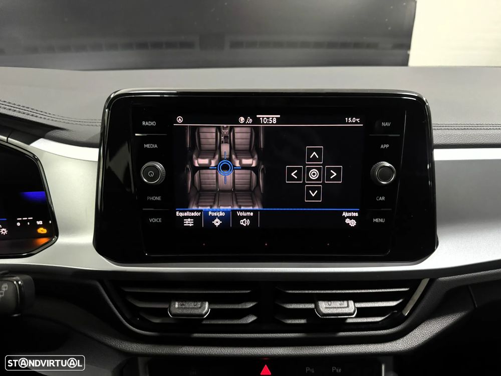 VW T-Roc 1.5 TSI Urban DSG - 20