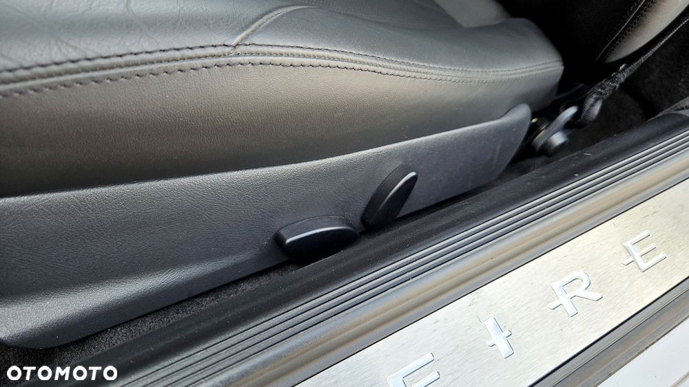 Chrysler Crossfire - 11