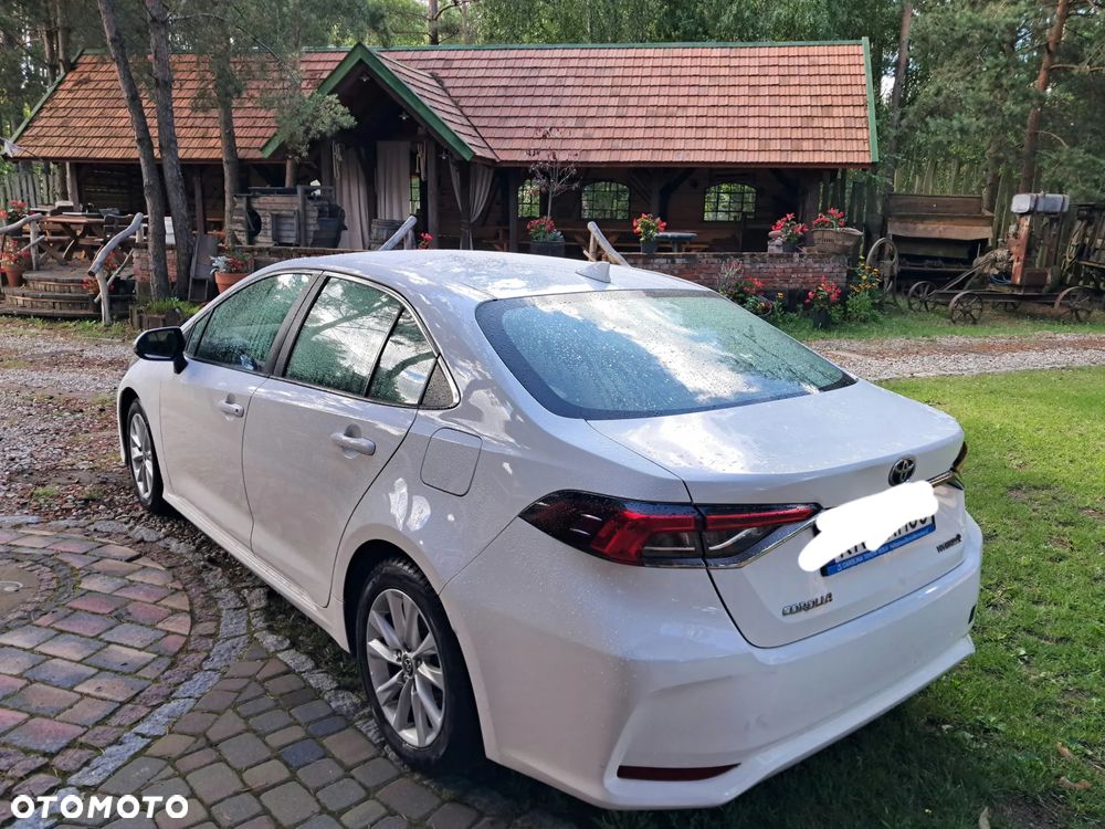 Toyota Corolla - 2