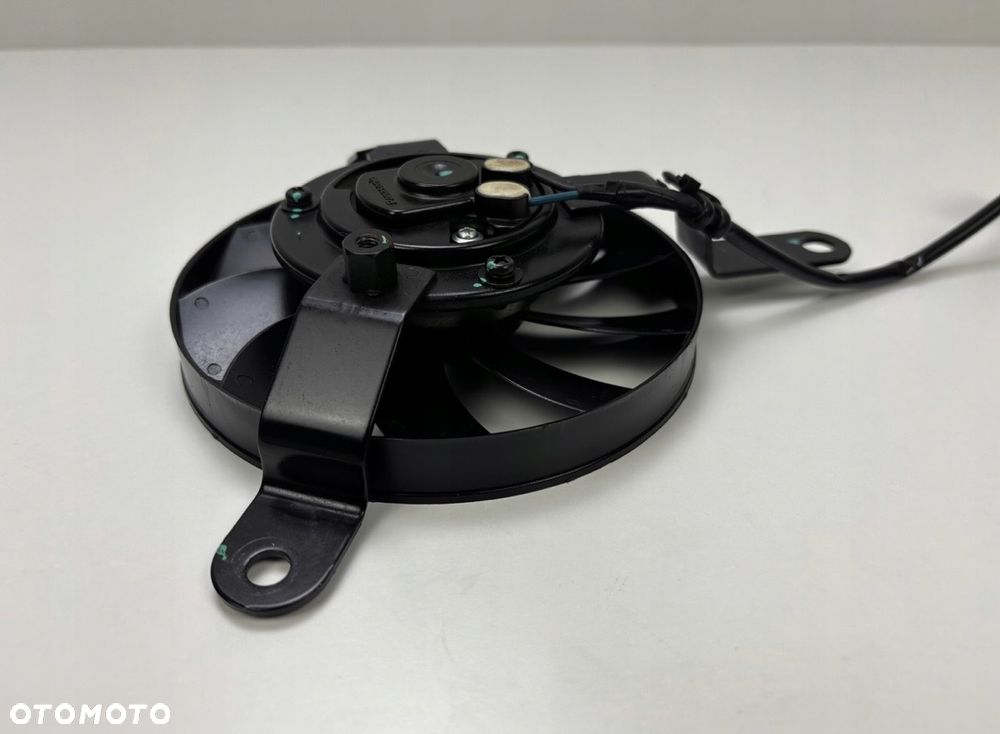 Prawy wentylator Ducati Multistrada 1200 2013-15 Oryginał - 12