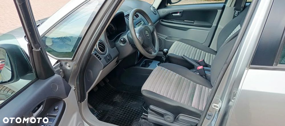 Suzuki SX4 - 14