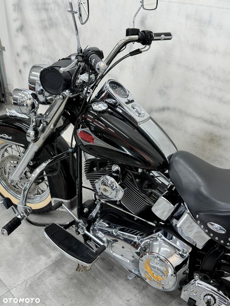Harley-Davidson Softail Heritage Classic - 24