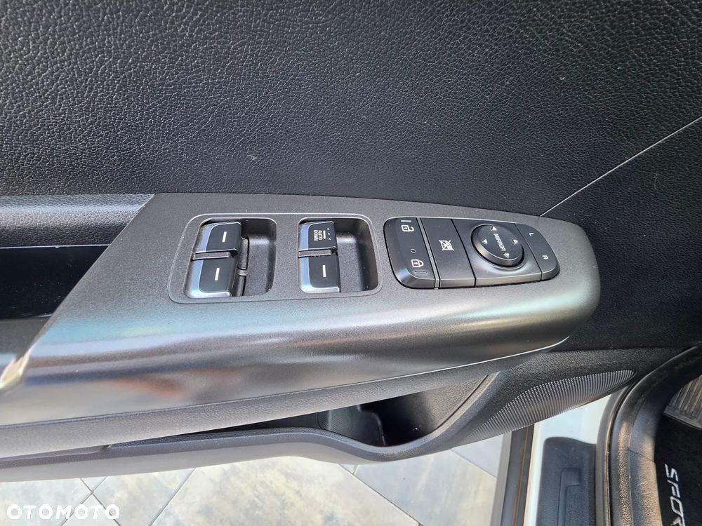 Kia Sportage 1.6 GDI 2WD VISION - 9