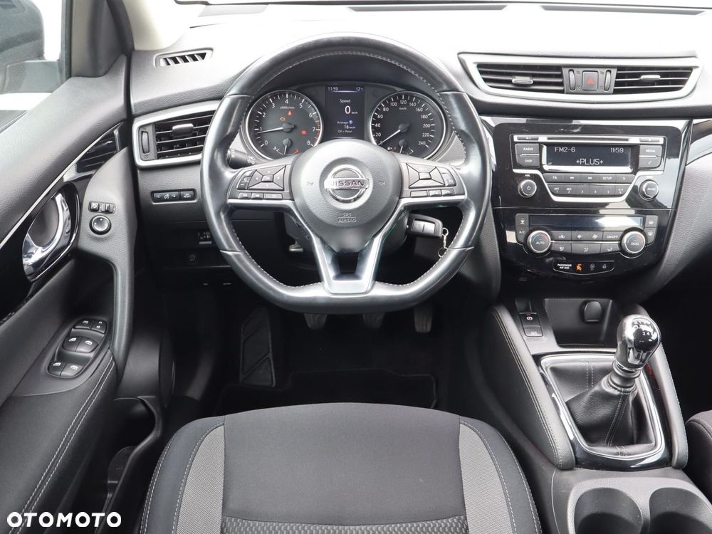 Nissan Qashqai 1.2 DIG-T Acenta - 10