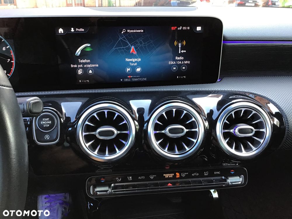 Mercedes-Benz Klasa A 220 4Matic 7G-DCT Progressive - 33
