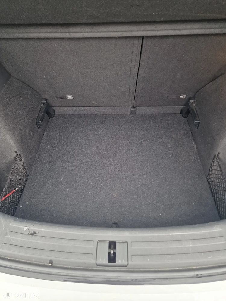 MG ZS EV Maximal Luxury - 8