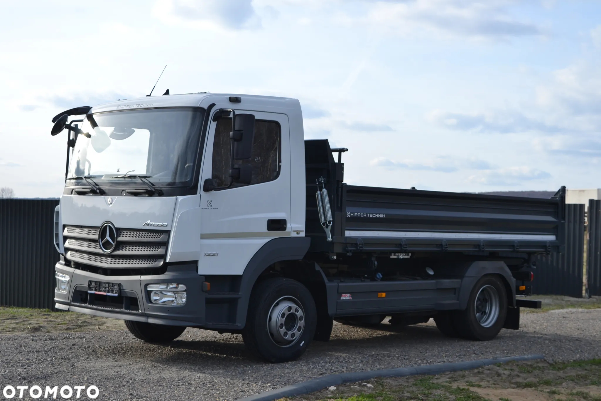 Mercedes-Benz Atego 1221 1224 Nowy 3-stronny WYWROT Kiper WYWROTKA Manual Blokada mostu TGL TGM - 9