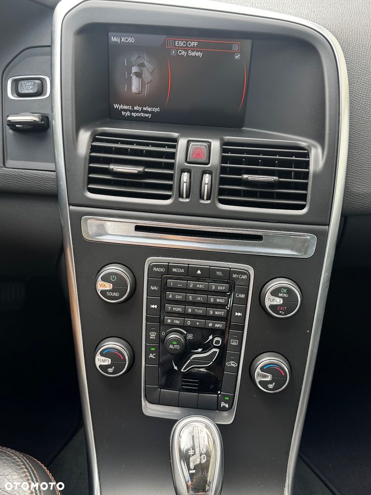 Volvo XC 60 - 11