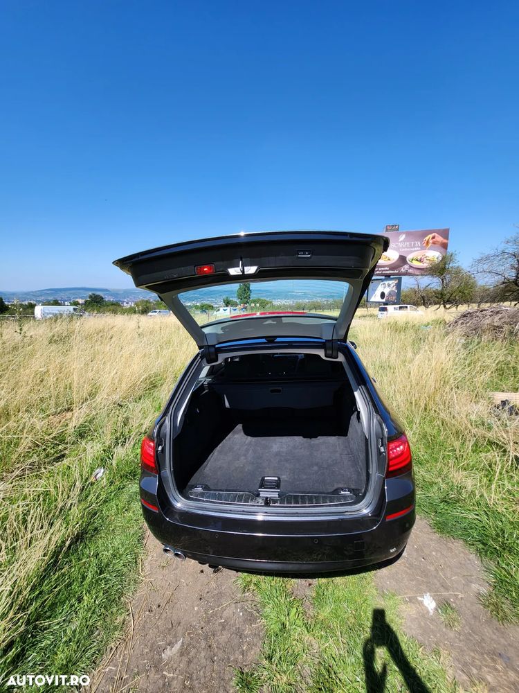 BMW Seria 5 530d Touring Aut. Luxury Line - 6