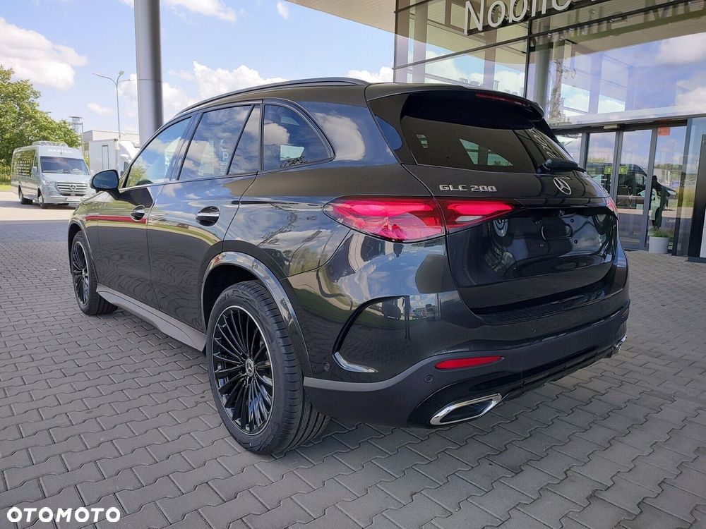Mercedes-Benz GLC - 7